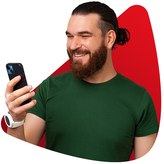 Hombre con celular